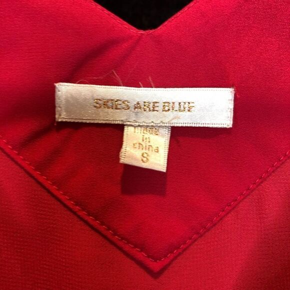 Skies are Blue red/orange ruffle front tank top - Picture 2 of 7